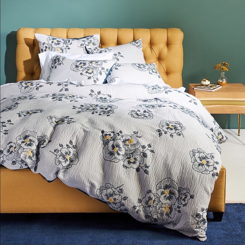 💥SOLD💥Anthropologie Jacquard-Woven Galia Duvet Cover Set